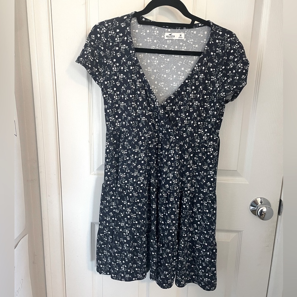 Hollister blue ditsy flower dress